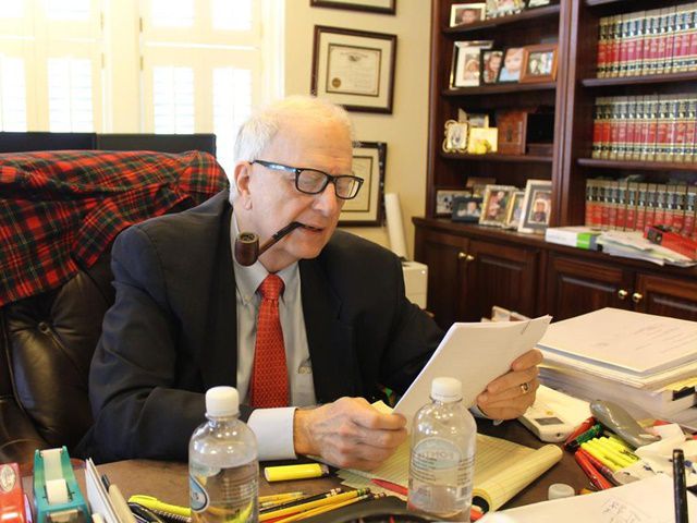 インタラクティブホワイトボードが変える未来の会議とビジネス革新の全貌
