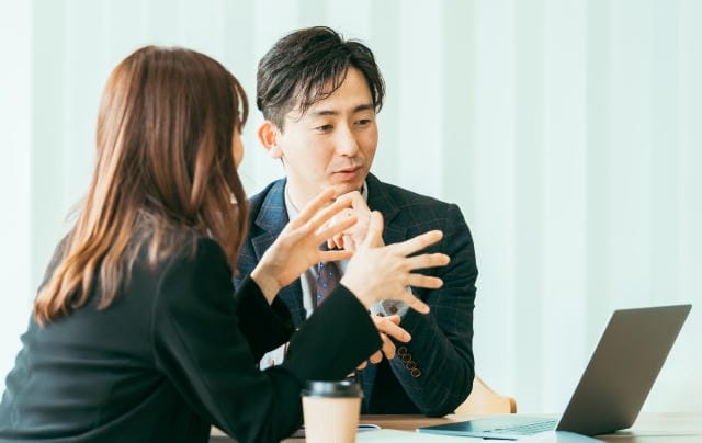 デジタルホワイトボードが変える未来の会議と組織革新の秘密